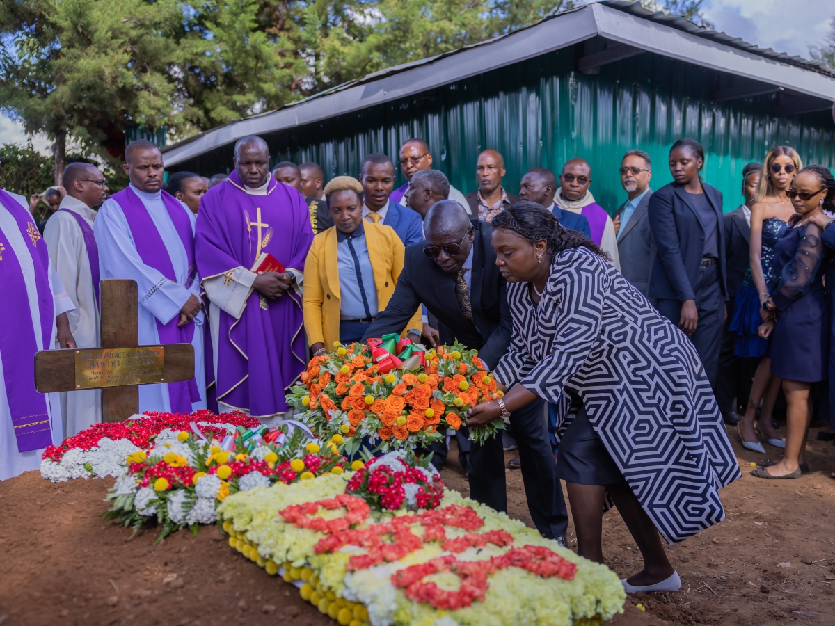 Deputy President Rigathi Gachagua and his Spouse Pastor Dorcas lay a wreath of flowers on the grave of Lenayapa in Nanyuki. 